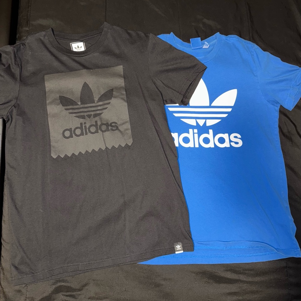 Adidas Black and Blue T-Shirts Medium